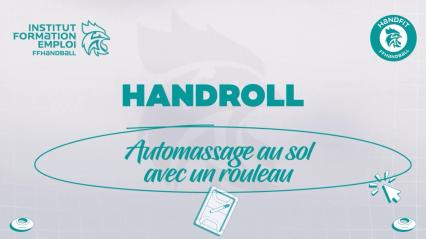 HandRoll assis au sol avec un rouleau